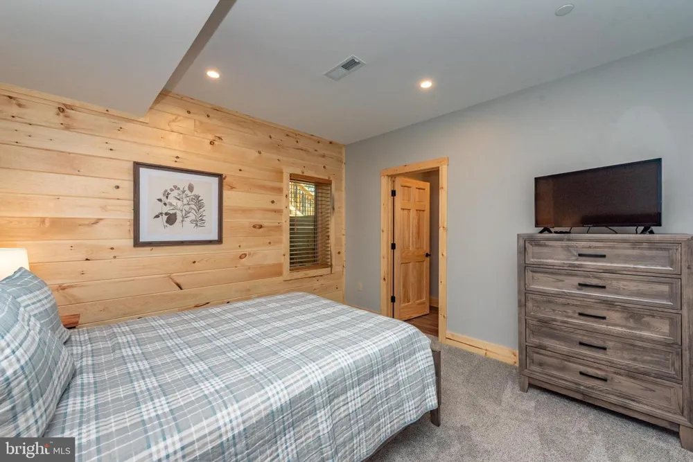 110 WISP ADVENTURE ROAD Mc Henry, MD 21541
