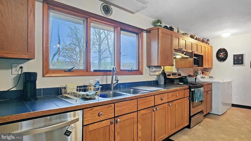 26355 MOUNT NEBO ROAD Onancock, VA 23417