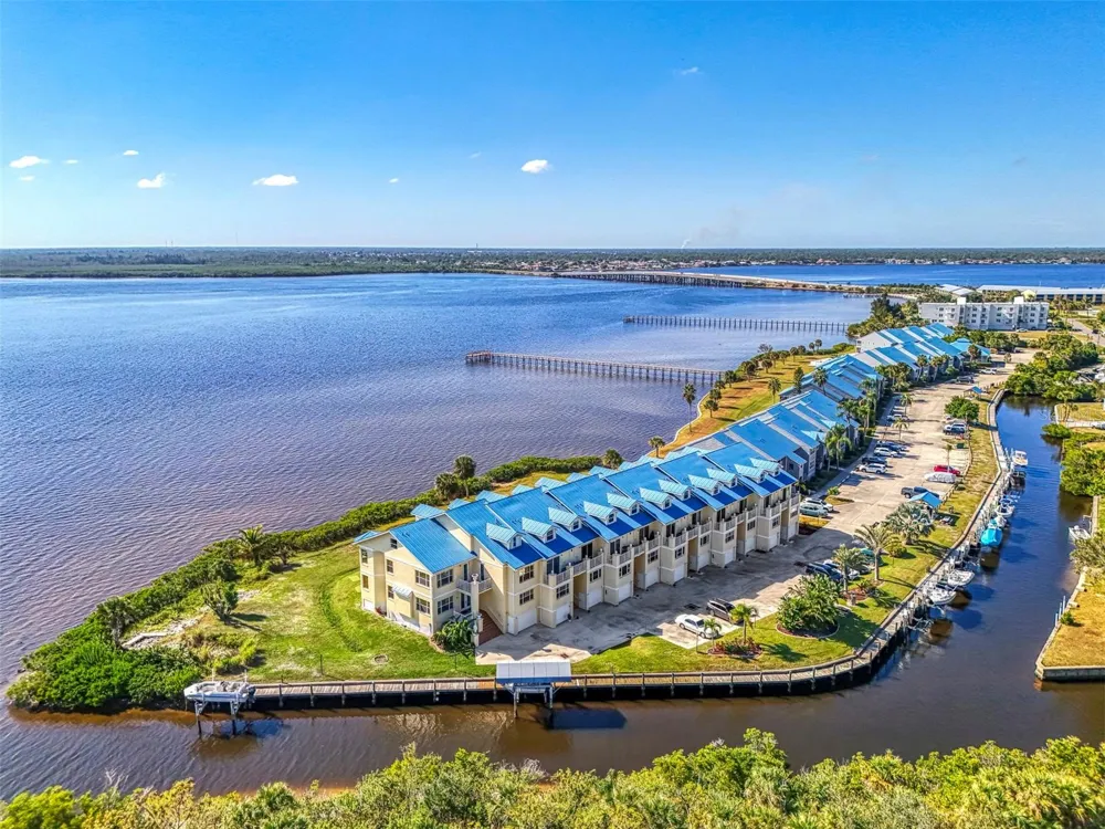 4410 WARREN AVENUE #504 Port Charlotte, FL 33953