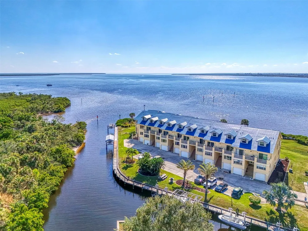 4410 WARREN AVENUE #504 Port Charlotte, FL 33953