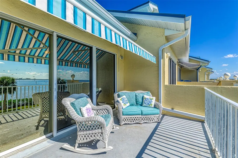 4410 WARREN AVENUE #504 Port Charlotte, FL 33953
