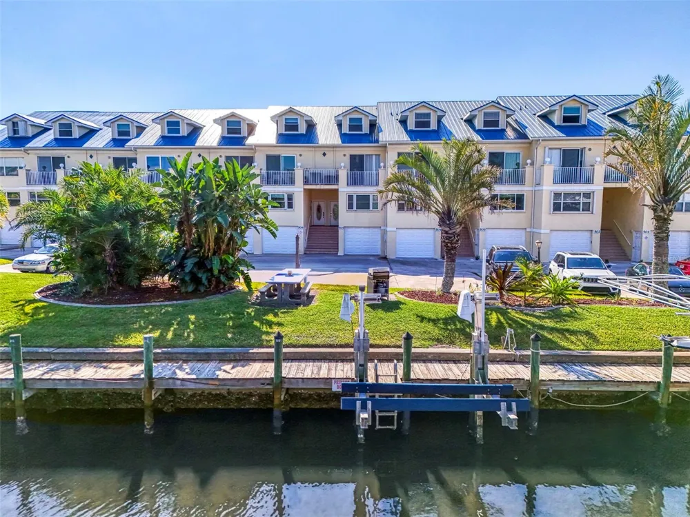 4410 WARREN AVENUE #504 Port Charlotte, FL 33953