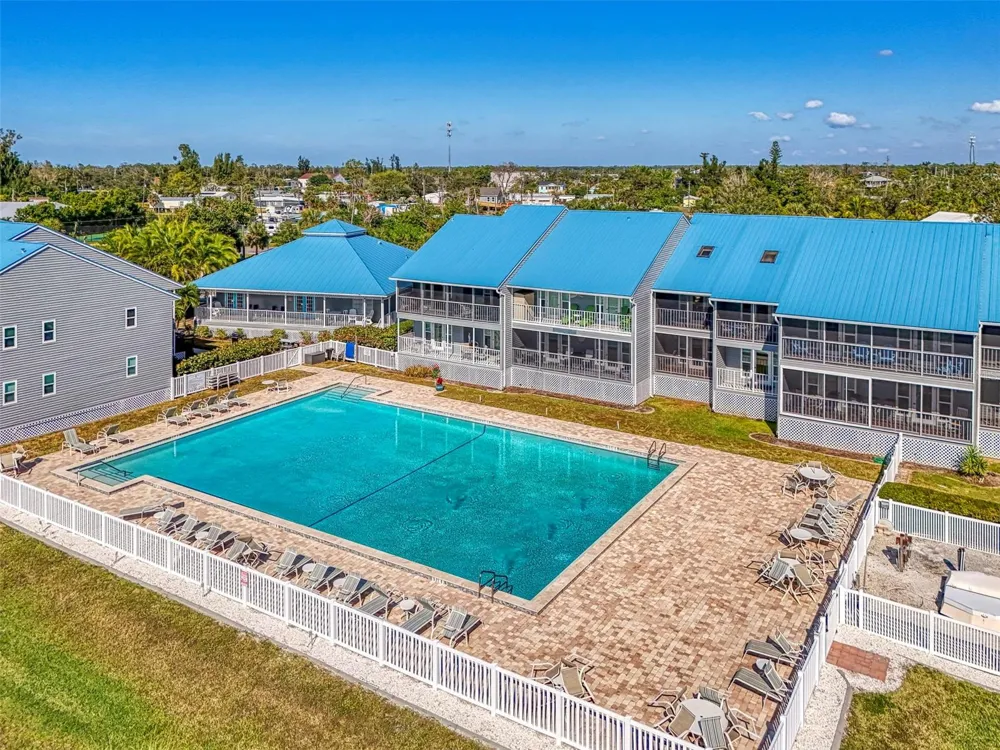 4410 WARREN AVENUE #504 Port Charlotte, FL 33953