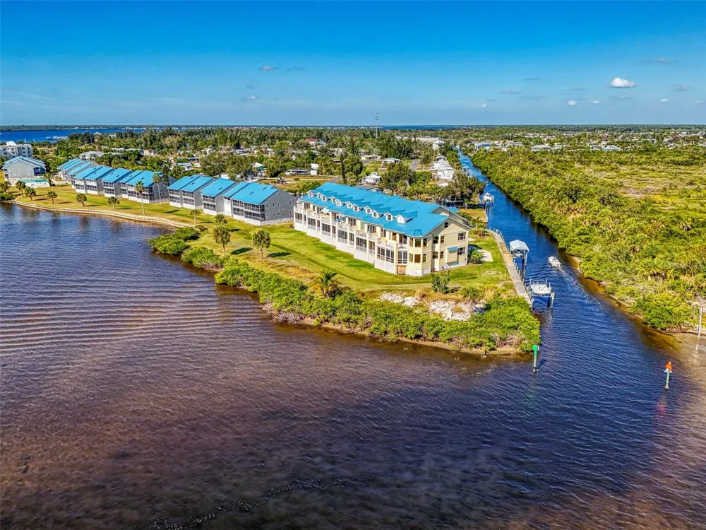 4410 WARREN AVENUE #504 Port Charlotte, FL 33953
