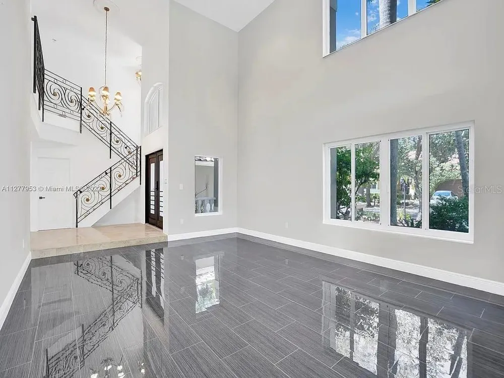 15945 NW 82ND COURT Miami Lakes, FL 33016