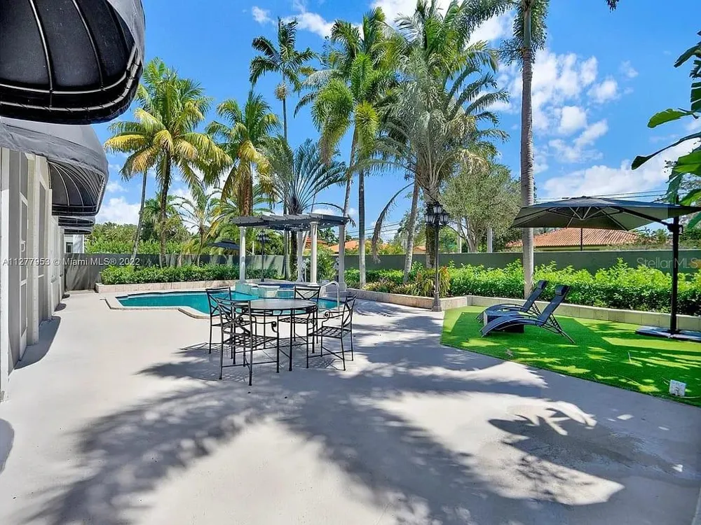 15945 NW 82ND COURT Miami Lakes, FL 33016