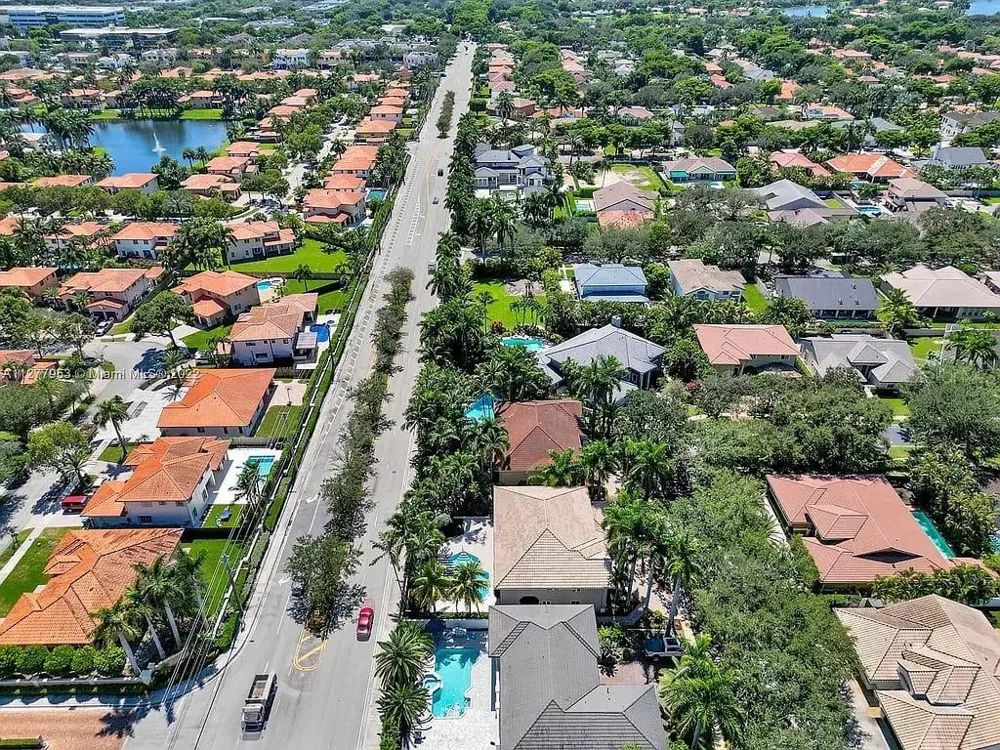 15945 NW 82ND COURT Miami Lakes, FL 33016