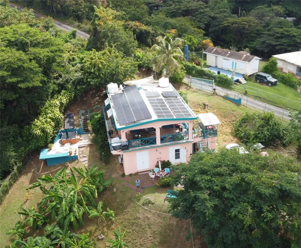 15 BIRD'S NEST STUDIOS Vieques, PR 00765