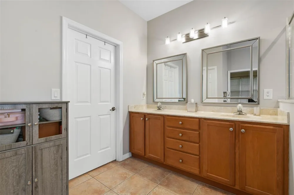 21 WHITEHALL COURT Flagler Beach, FL 32136