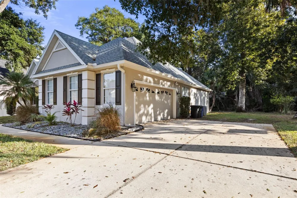 21 WHITEHALL COURT Flagler Beach, FL 32136