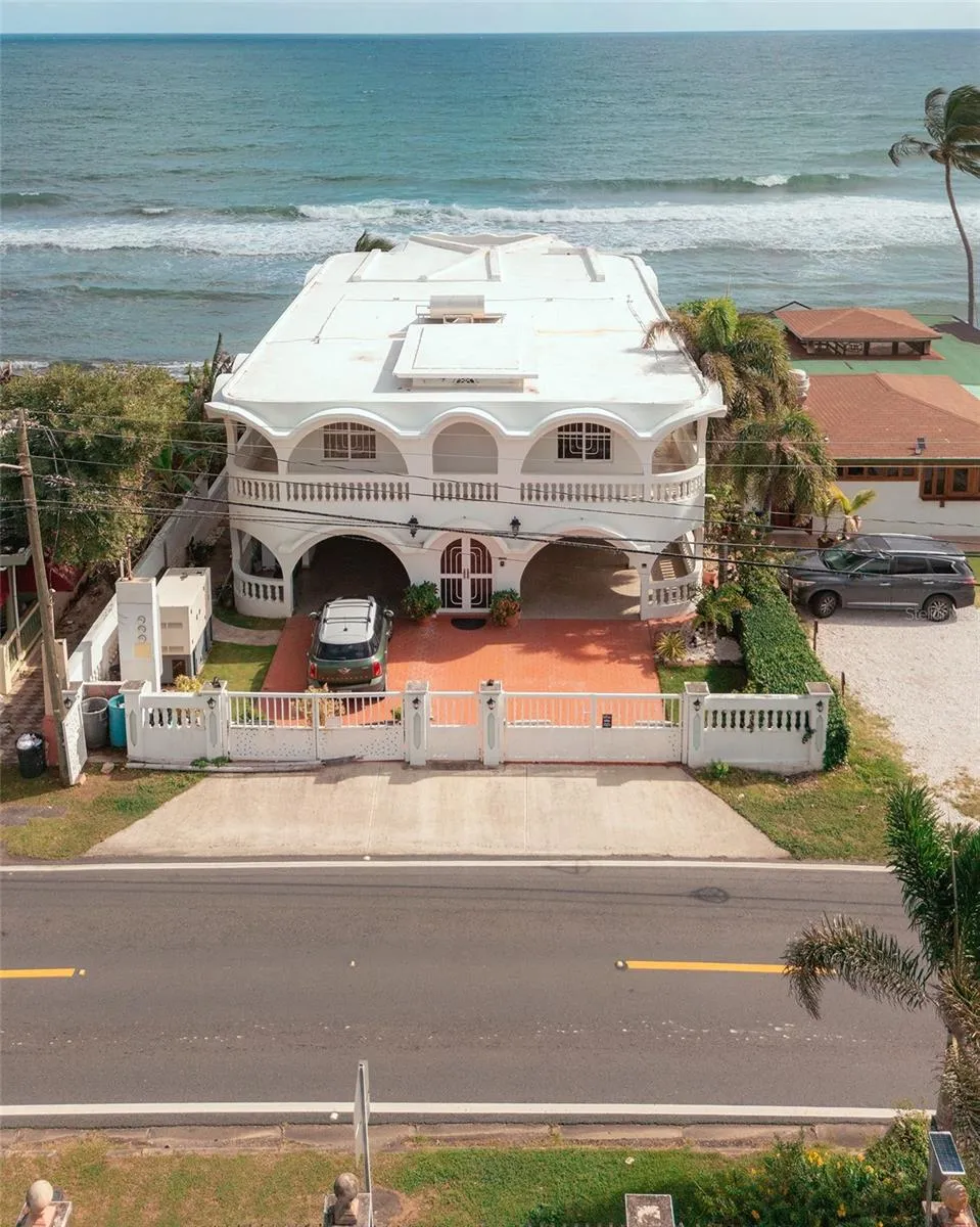 CARR. #3 BEACH HOUSE GUARDARRAYA Patillas, PR 00723