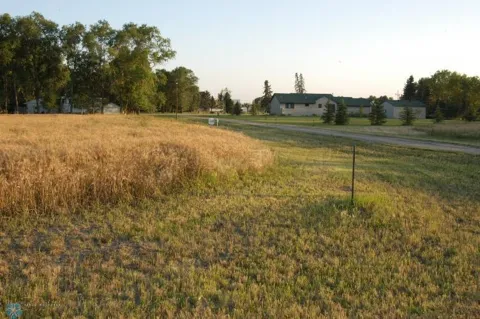 402 Sheyenne Drive