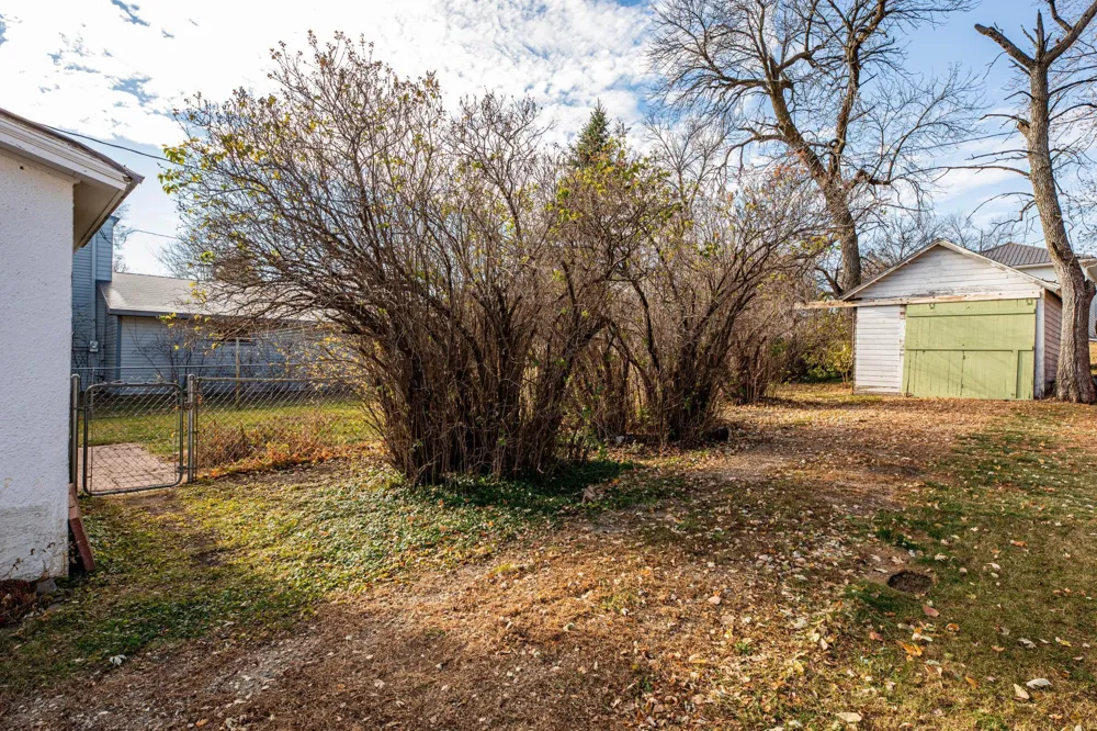 608 Ash Street Lisbon, ND 58054