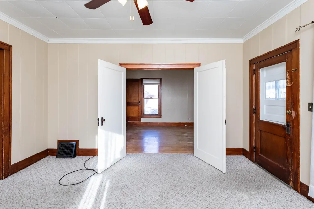 608 Ash Street Lisbon, ND 58054