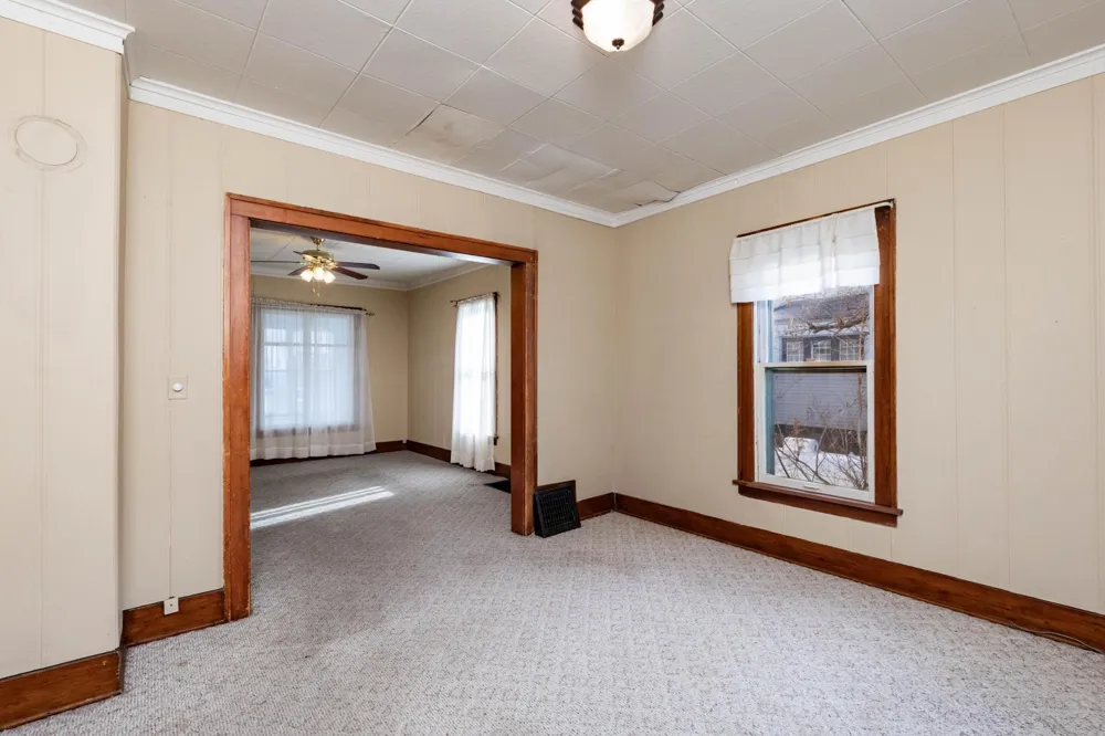608 Ash Street Lisbon, ND 58054
