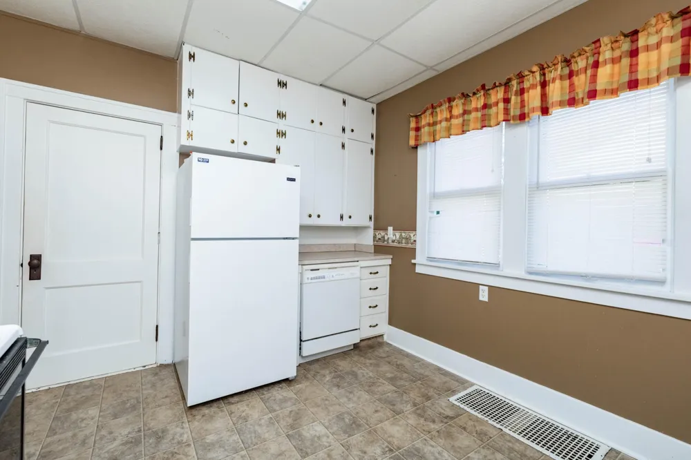 608 Ash Street Lisbon, ND 58054