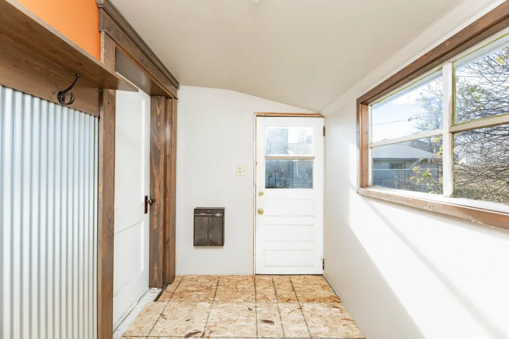 608 Ash Street Lisbon, ND 58054