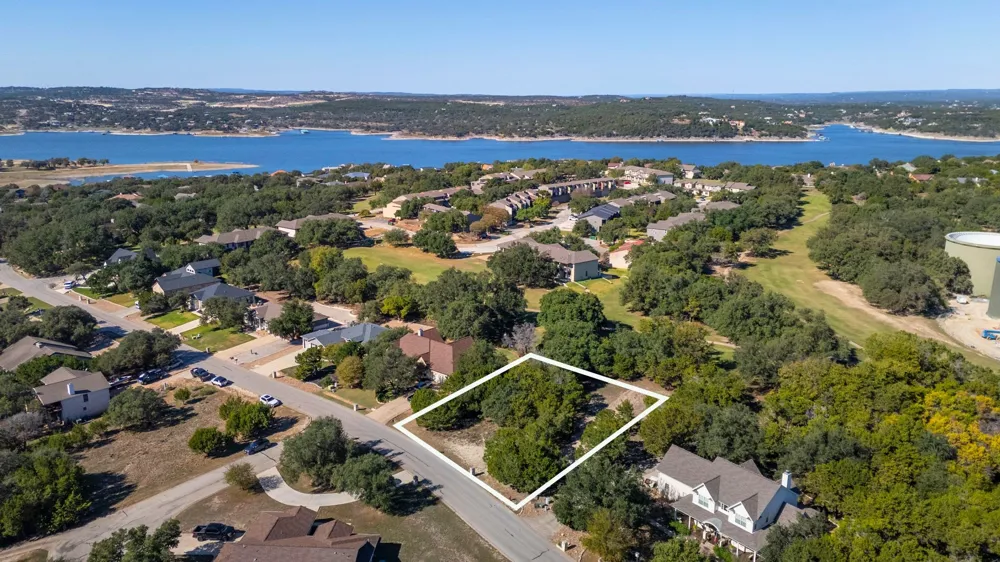19043 Venture Drive Point Venture, TX 78645