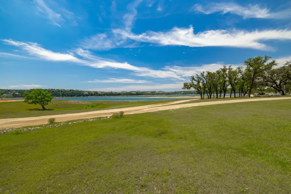 19043 Venture Drive Point Venture, TX 78645