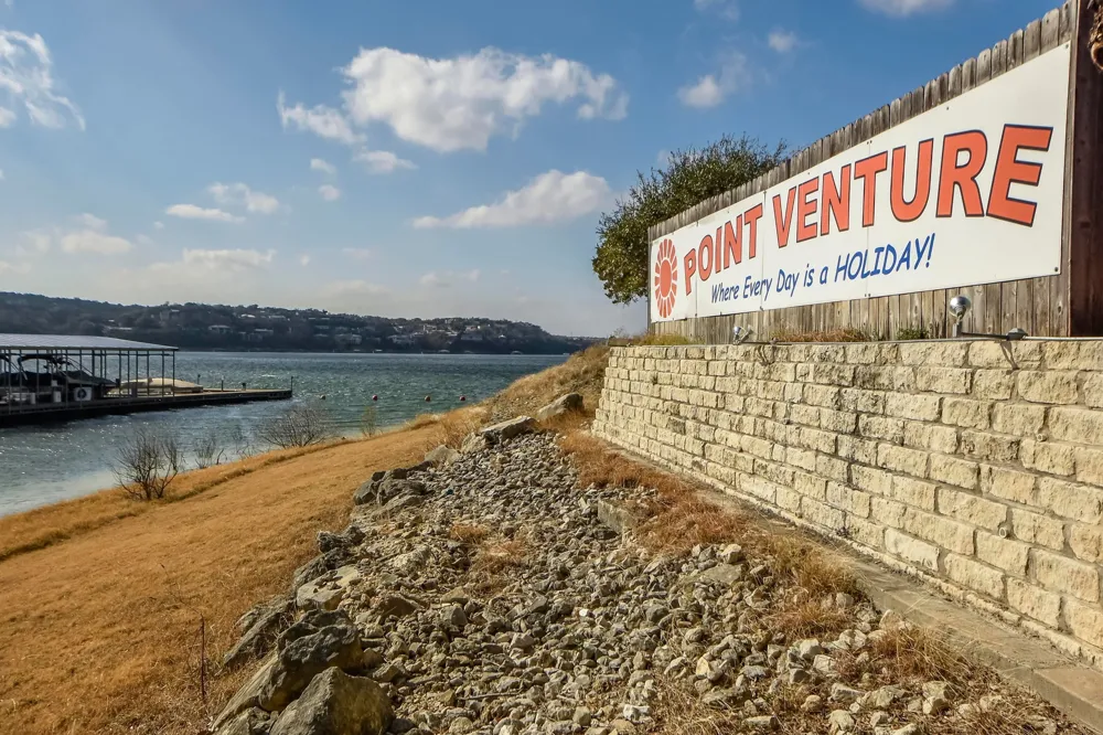 19043 Venture Drive Point Venture, TX 78645