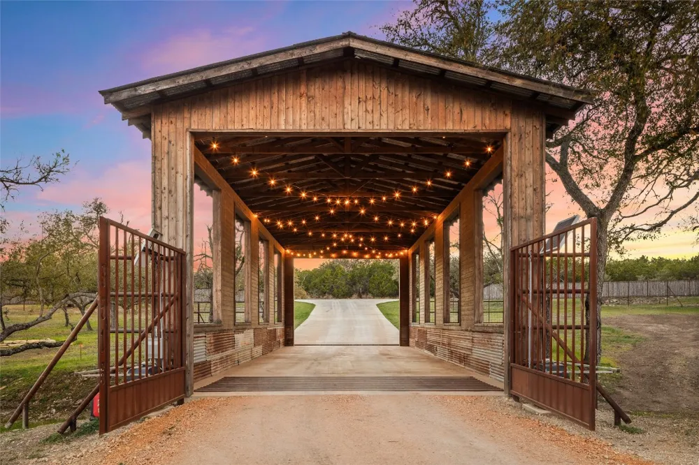 3516 Mount Sharp Road #2 Wimberley, TX 78676