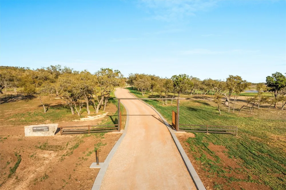 3516 Mount Sharp Road #2 Wimberley, TX 78676