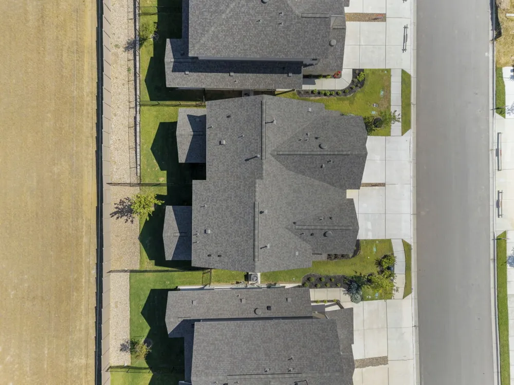 2208 Cornfield Drive Pflugerville, TX 78660