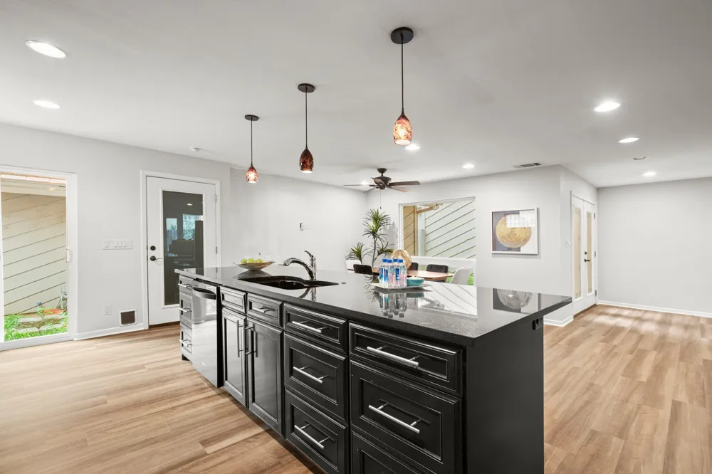 4116 Creek Ledge #108 Austin, TX 78731