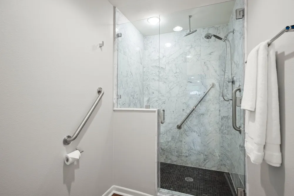 4116 Creek Ledge #108 Austin, TX 78731