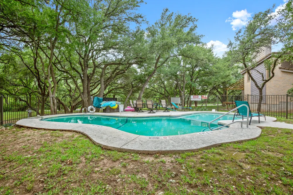 4116 Creek Ledge #108 Austin, TX 78731