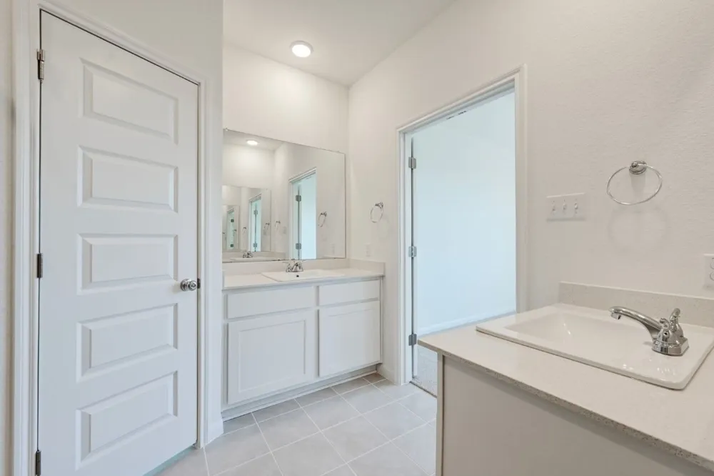 270 Bendecido Loop Elgin, TX 78621