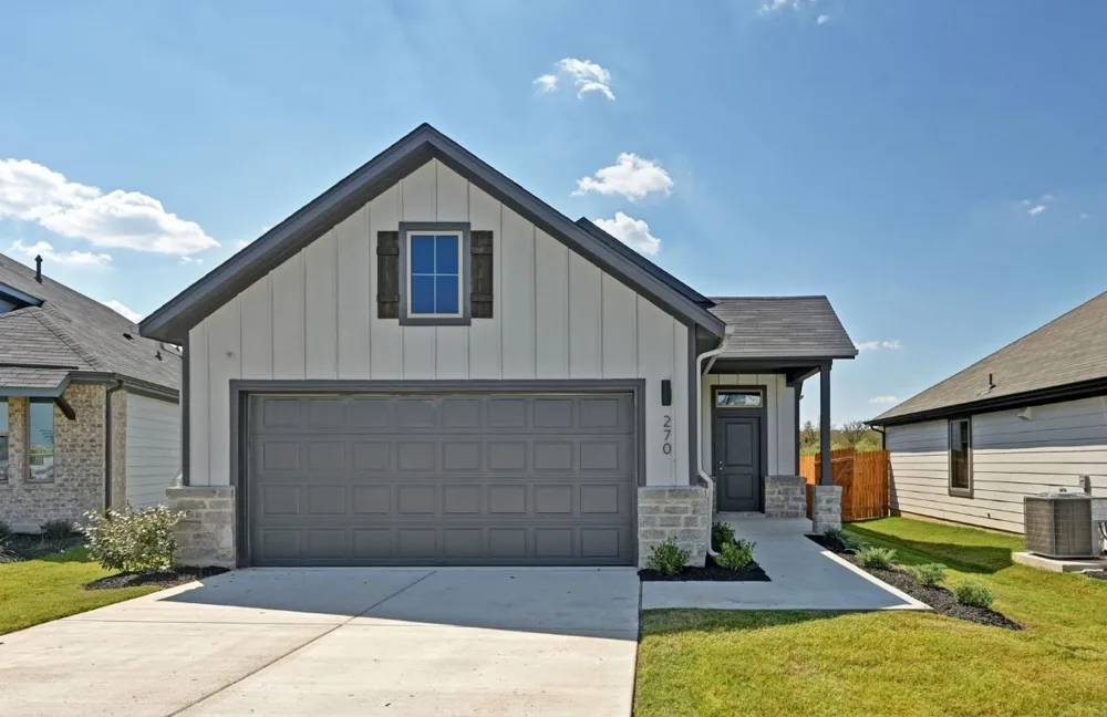 270 Bendecido Loop Elgin, TX 78621
