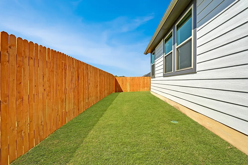270 Bendecido Loop Elgin, TX 78621