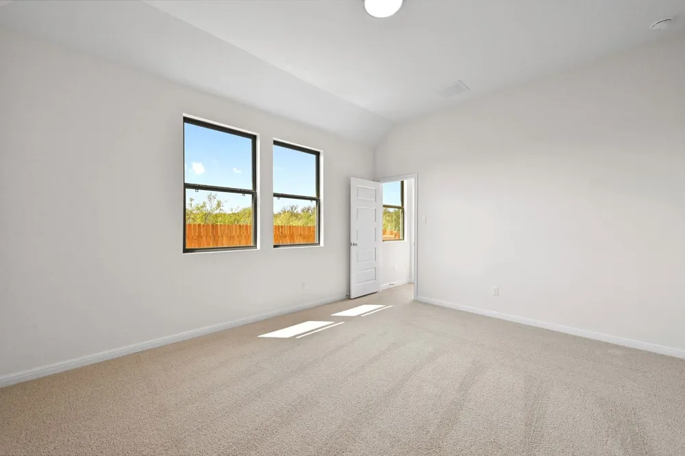 270 Bendecido Loop Elgin, TX 78621