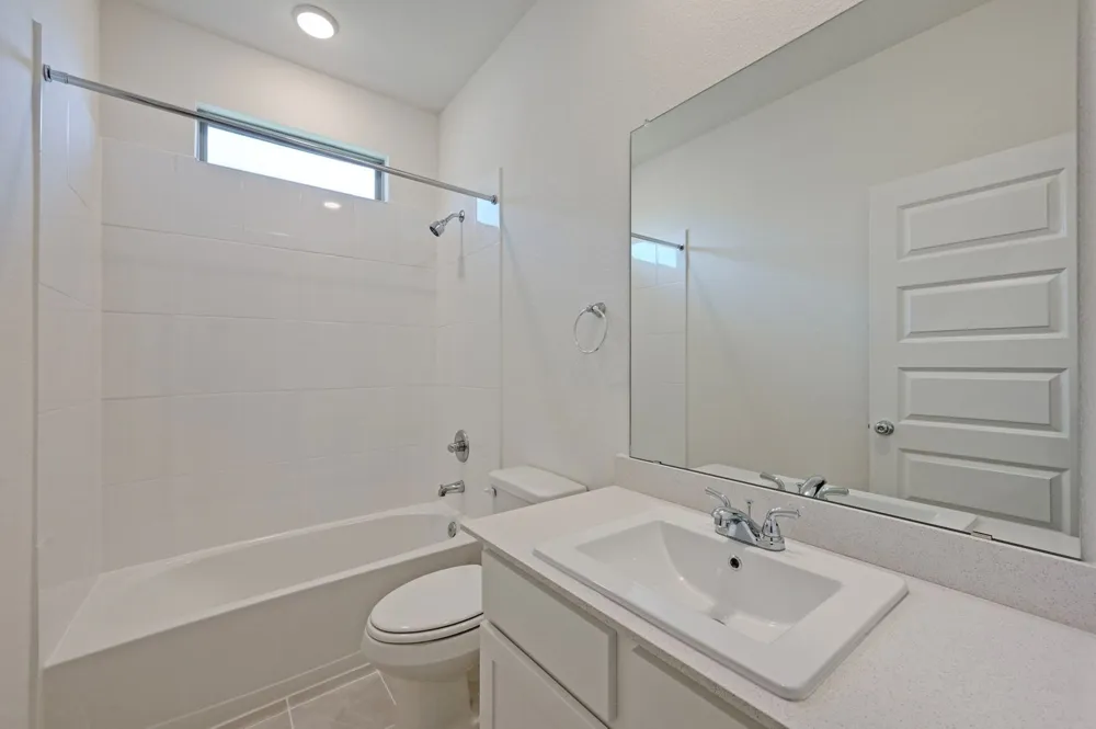 270 Bendecido Loop Elgin, TX 78621