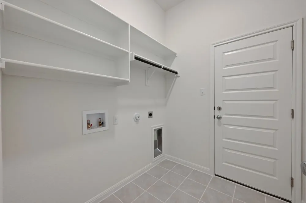 270 Bendecido Loop Elgin, TX 78621