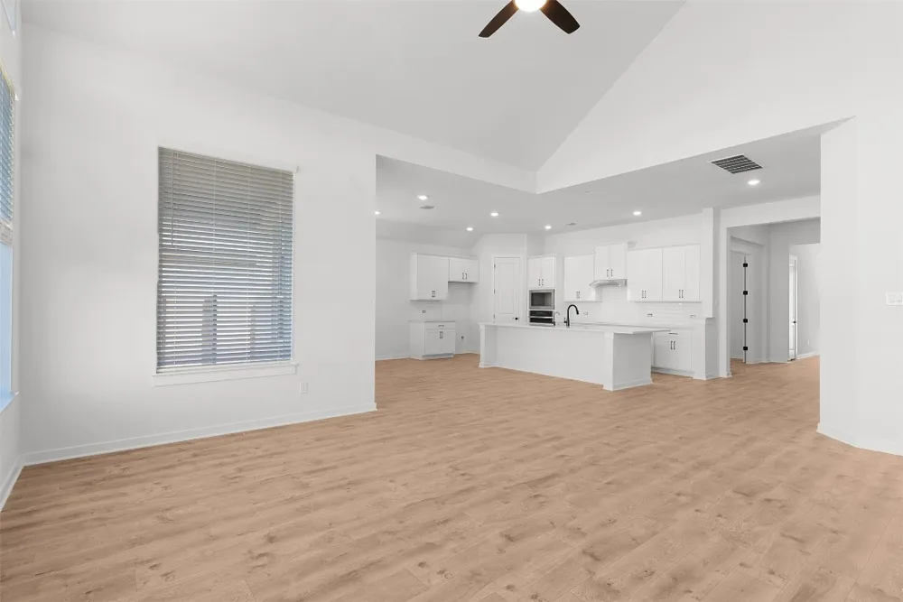 328 Ridgewell Loop Georgetown, TX 78633