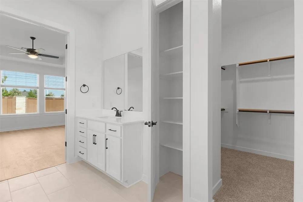 328 Ridgewell Loop Georgetown, TX 78633