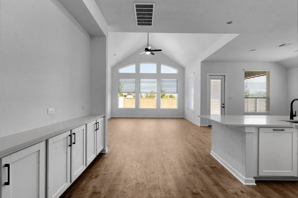 328 Ridgewell Loop Georgetown, TX 78633
