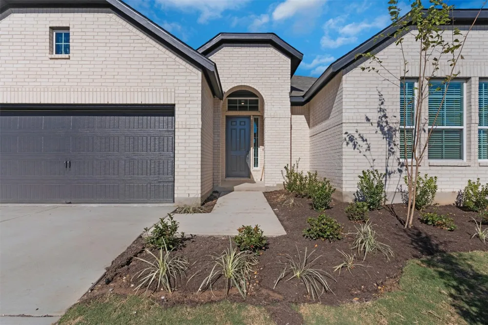 328 Ridgewell Loop Georgetown, TX 78633
