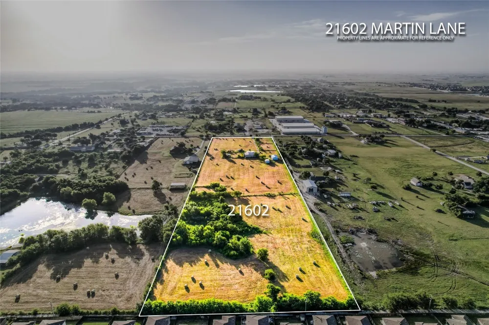 21602 Martin Lane Pflugerville, TX 78660