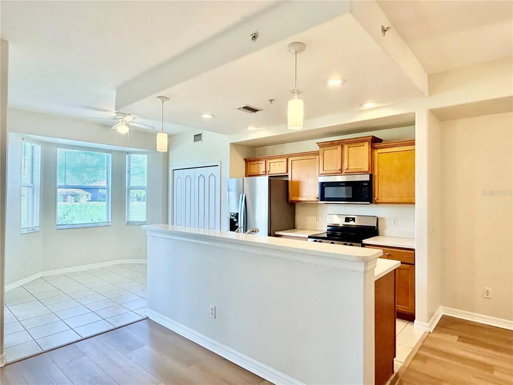 819 FAIRWAYCOVE LANE #102 Bradenton, FL 34212