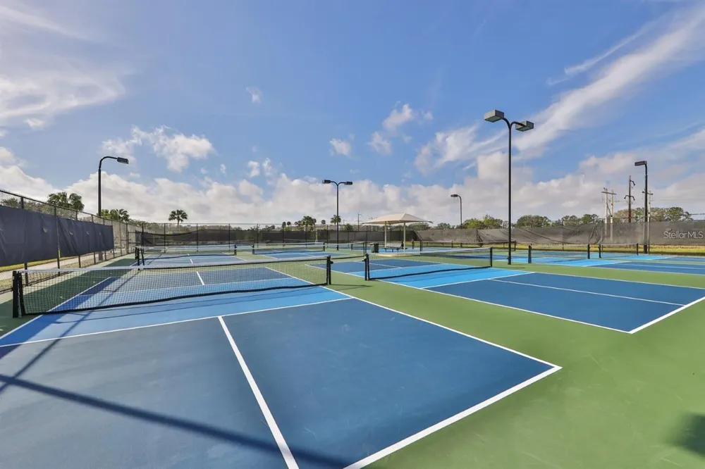 819 FAIRWAYCOVE LANE #102 Bradenton, FL 34212