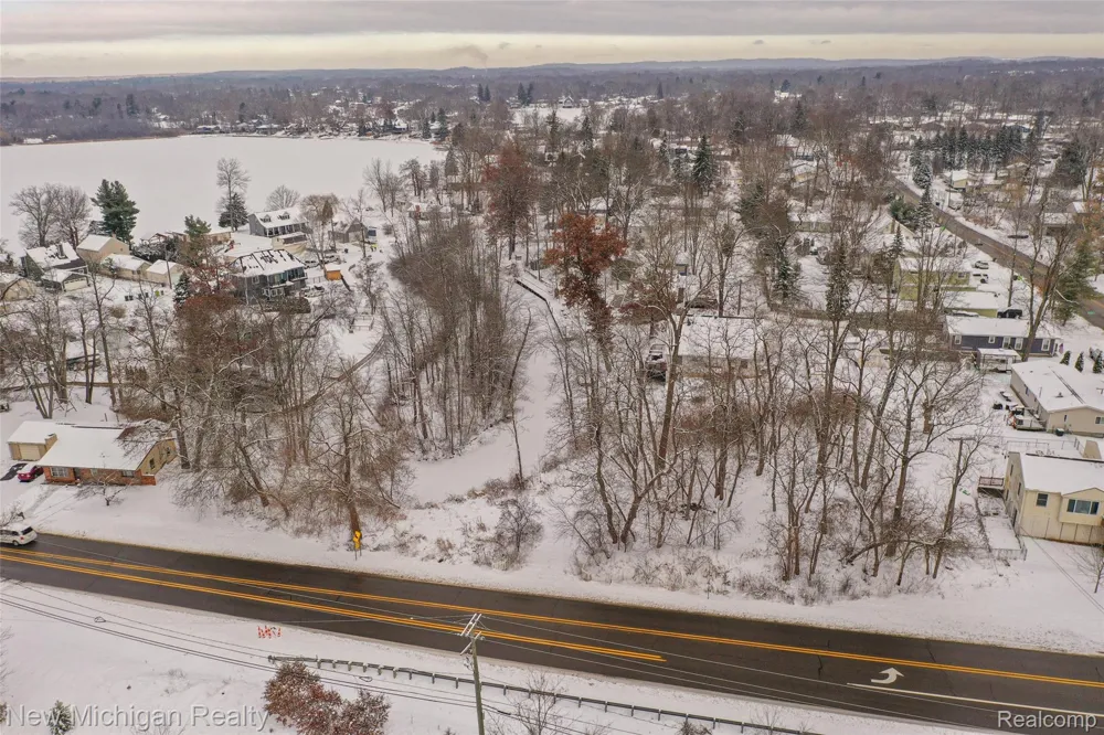 V/L Cooley Lake Road