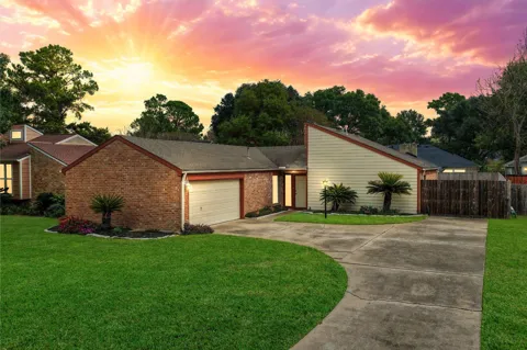 8126 Ivan Reid Drive