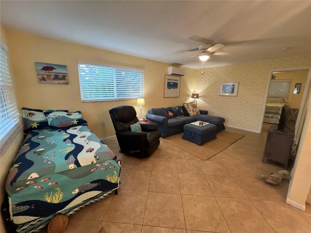 108 Bravado Ln #8 Palm Beach Shores, FL 33404