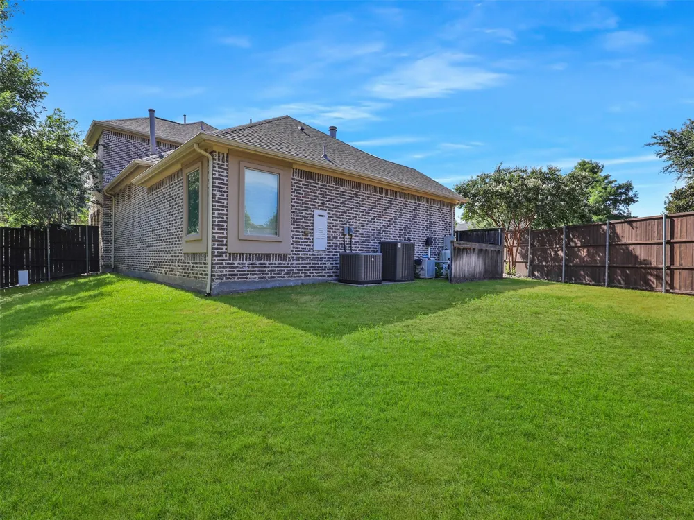 11216 Ashley Lane Frisco, TX 75035