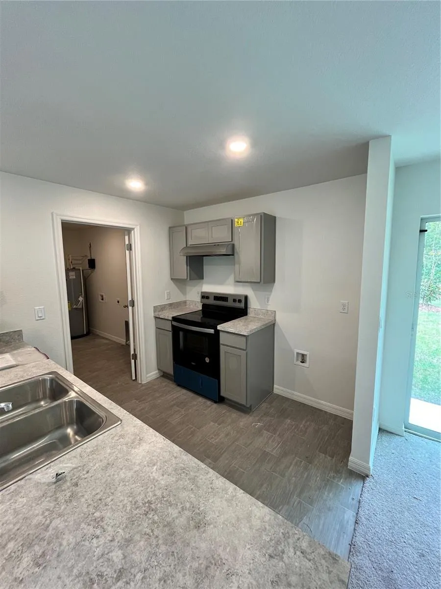 10300 RUTH AVENUE Hastings, FL 32145