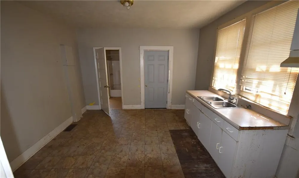 68 Poplar Street Porterdale, GA 30014