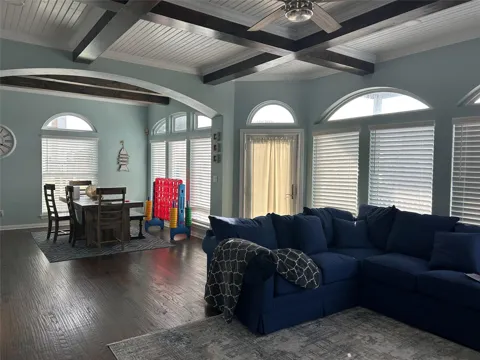 18902 W De Vaca Lane